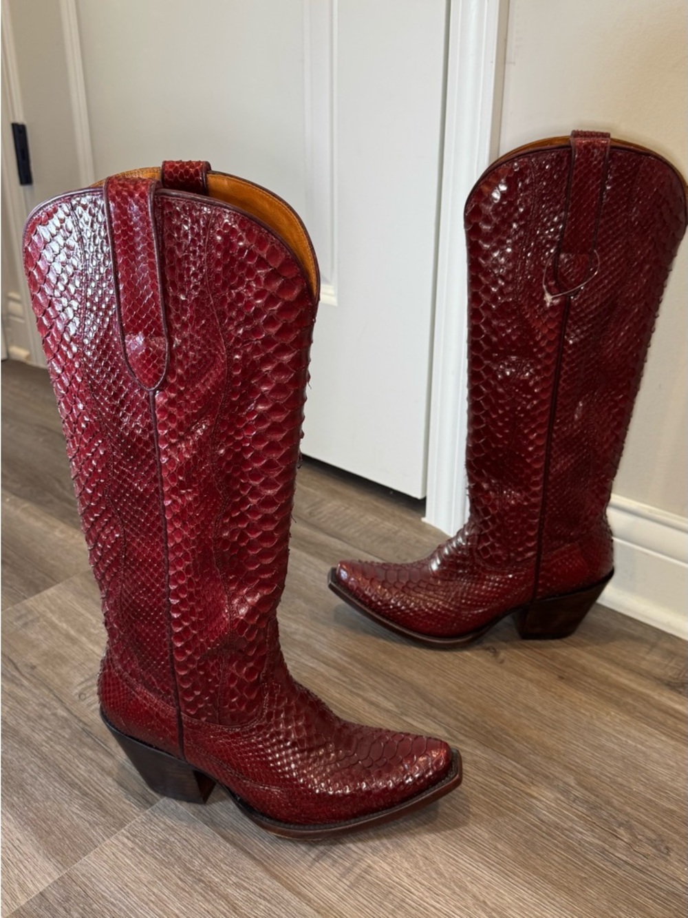 Ariat Sterling Emery StretchFit Western Spicy Red Python Boots - Picture 3 of 16